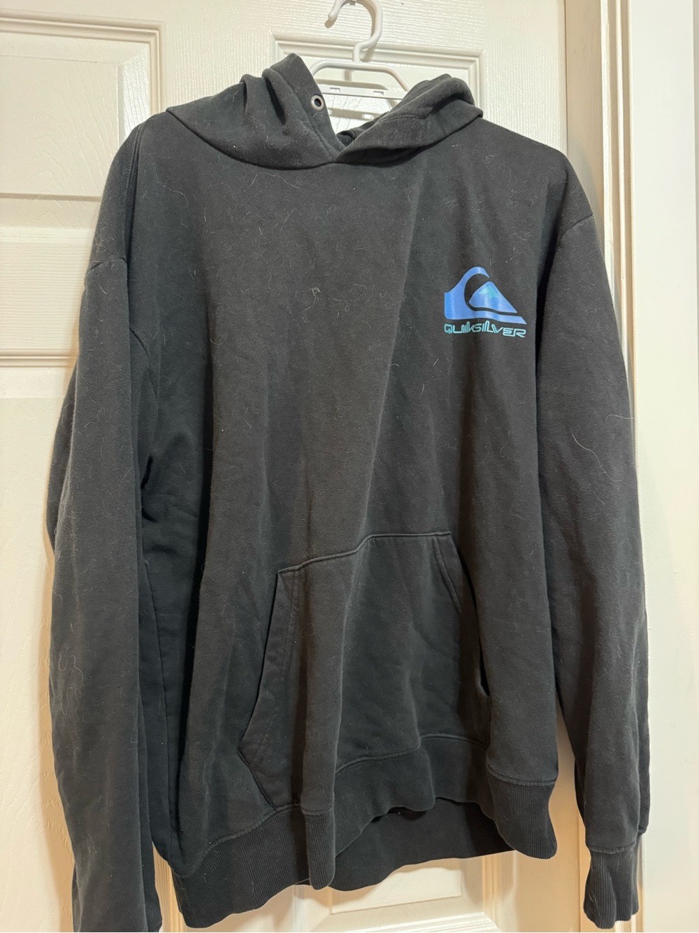 Quiksilver Men's Black Hoodie with Blue Logo Size Large Pull Over No Drawstring